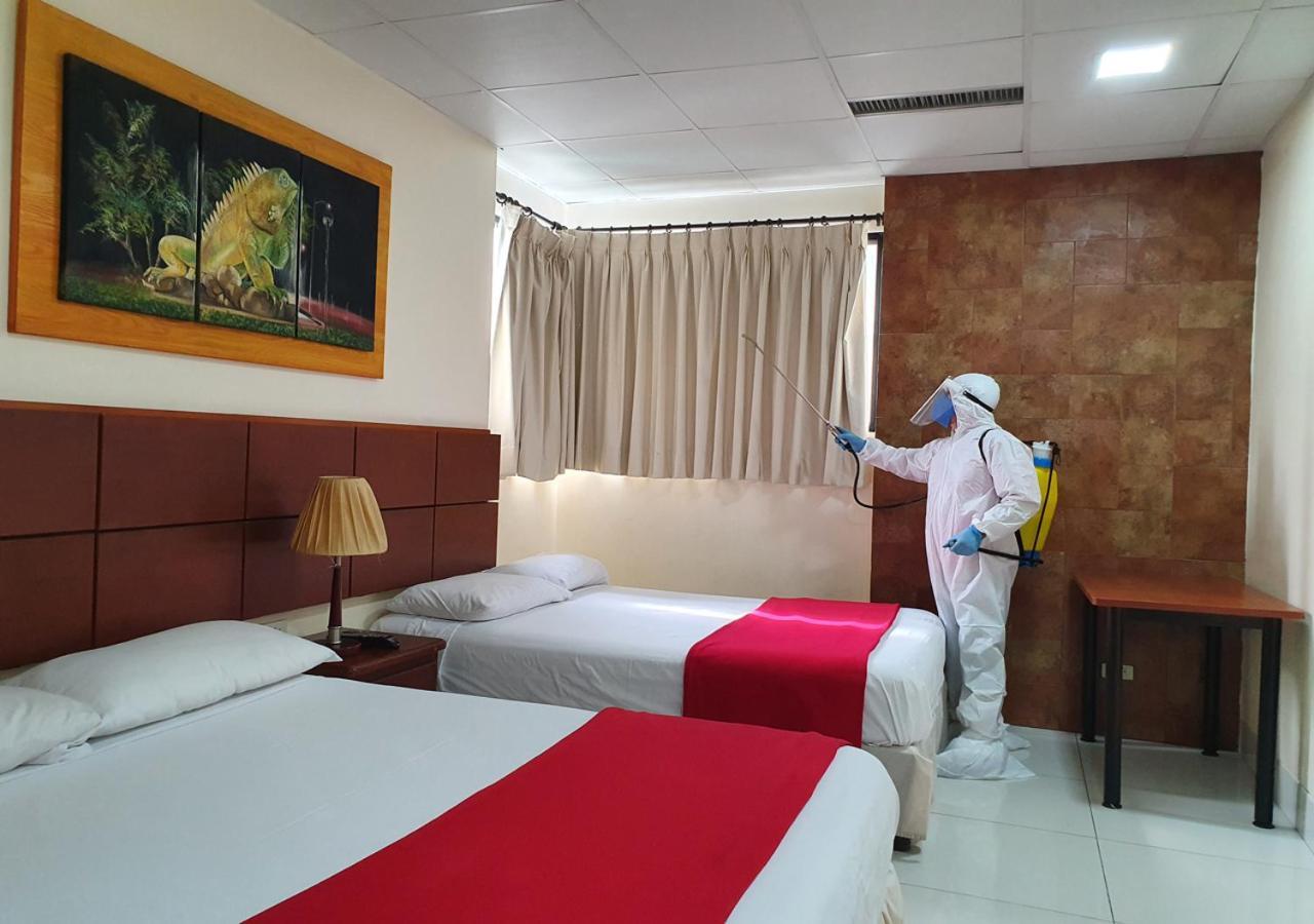 Hoteles En Guayaquil - Suites Guayaquil Cerca Del Aeropuerto ภายนอก รูปภาพ